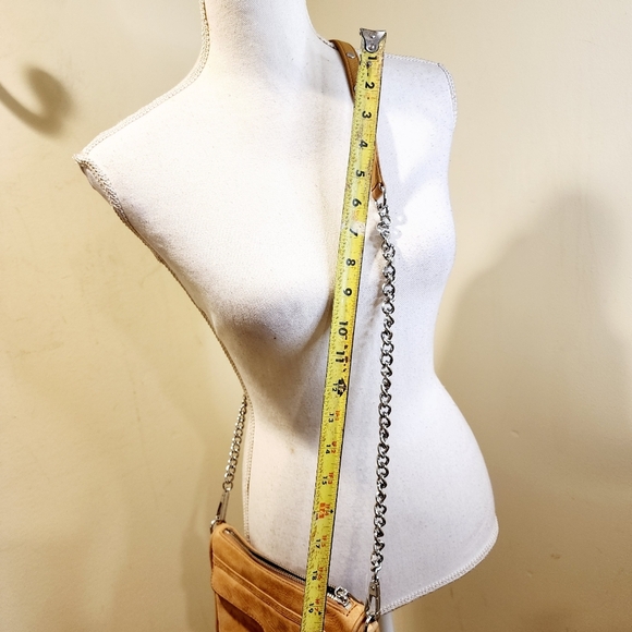 REBBECA MINKOFF Tan Crossbody Leather Bag with Chain Strap and Structured Design - Picture 15 of 16